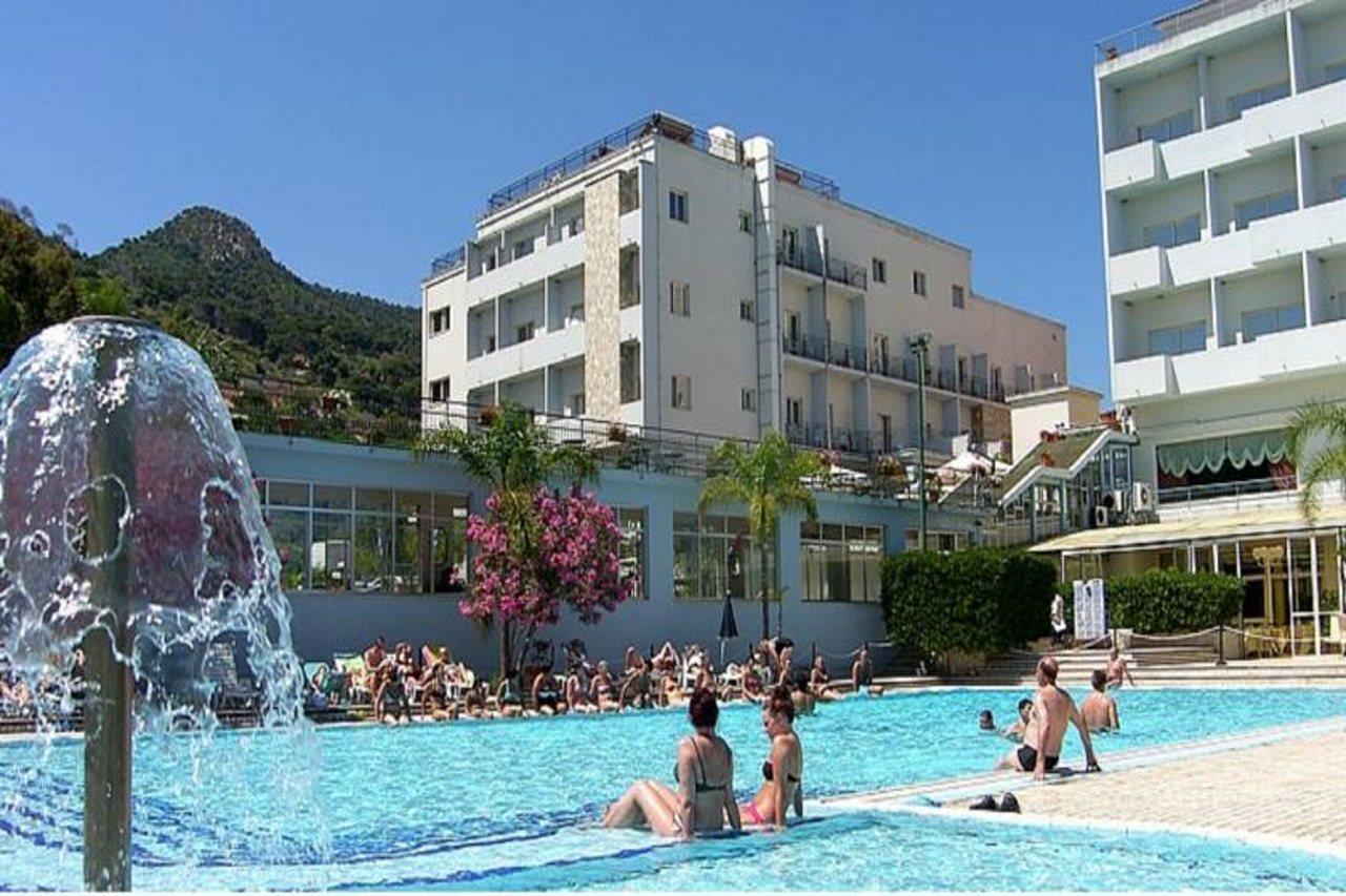 Hotel Santa Lucia Le Sabbie D'Oro Cefalu Exterior photo