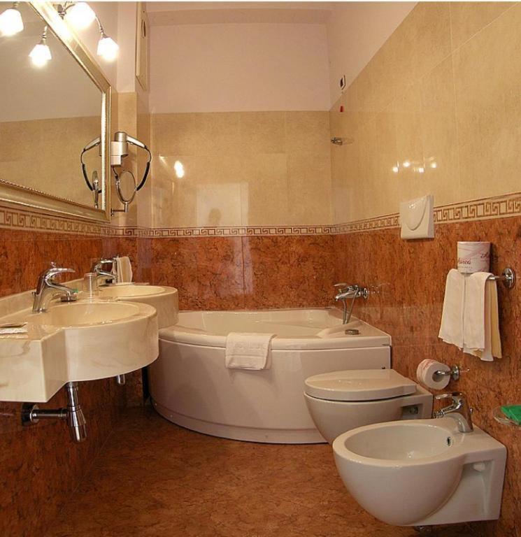 Hotel Santa Lucia Le Sabbie D'Oro Cefalu Exterior photo